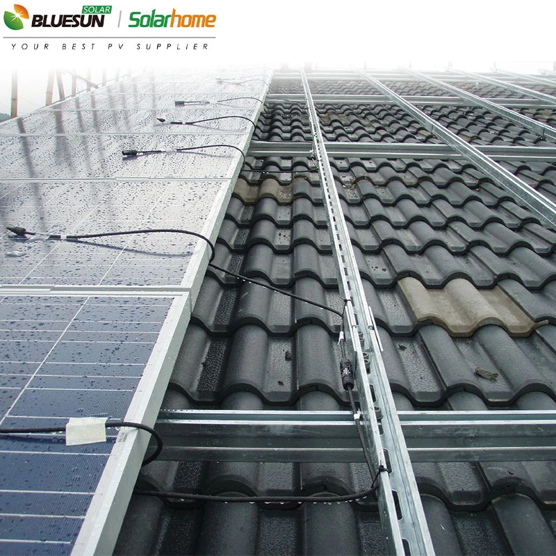 Rack de toit en panneau solaire au toit