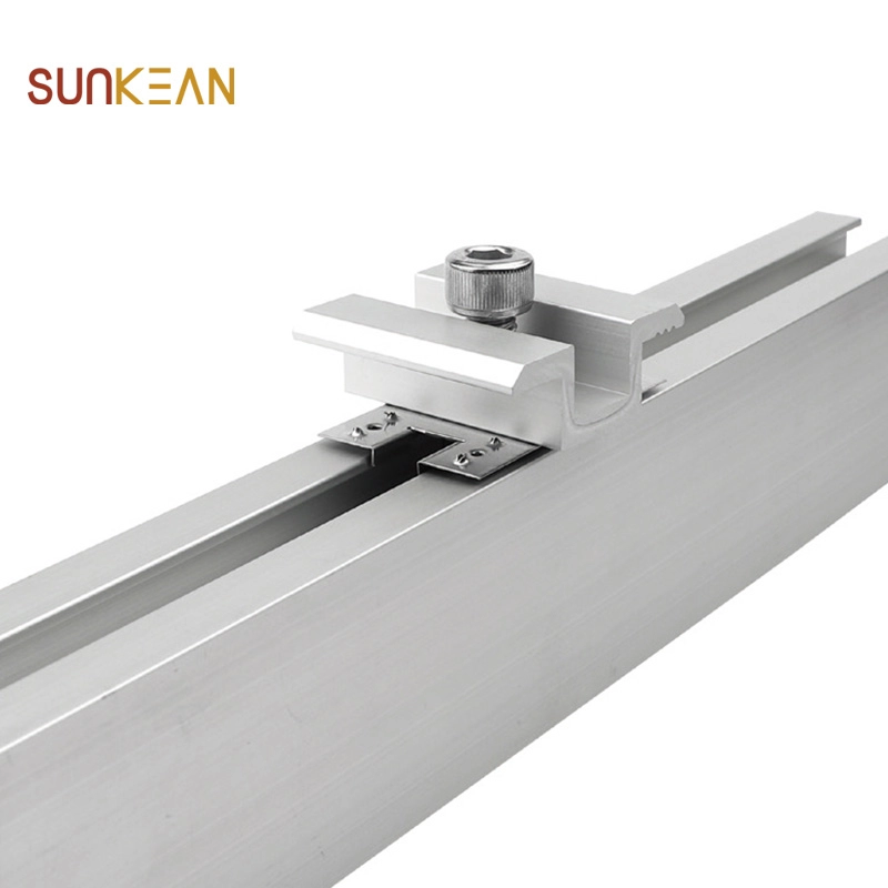 Clip de mise à la terre en acier inoxydable pour système de montage de composants solaires