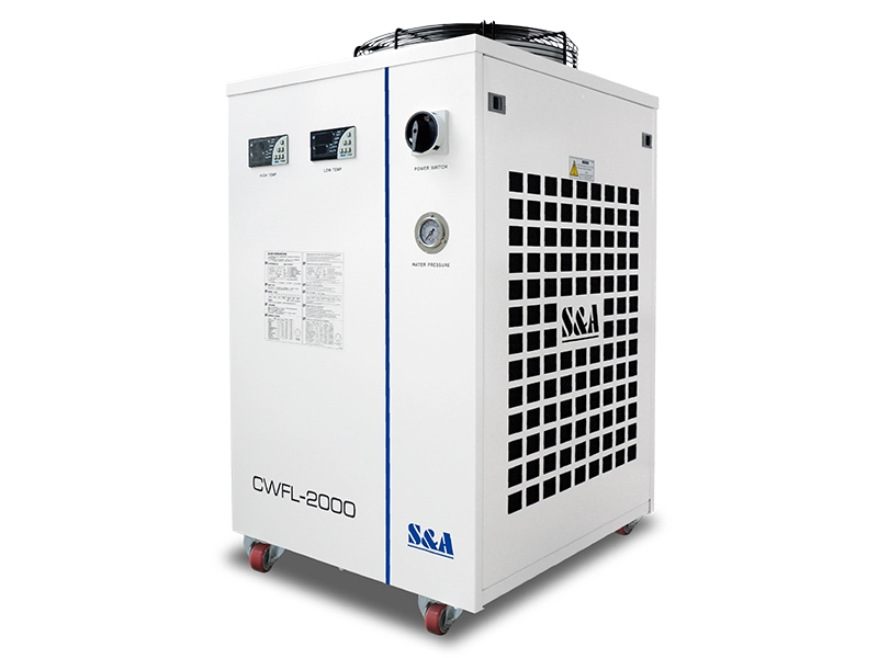 Refroidisseurs d'eau CWFL-2000 pour le refroidissement des lasers à fibre 2000W