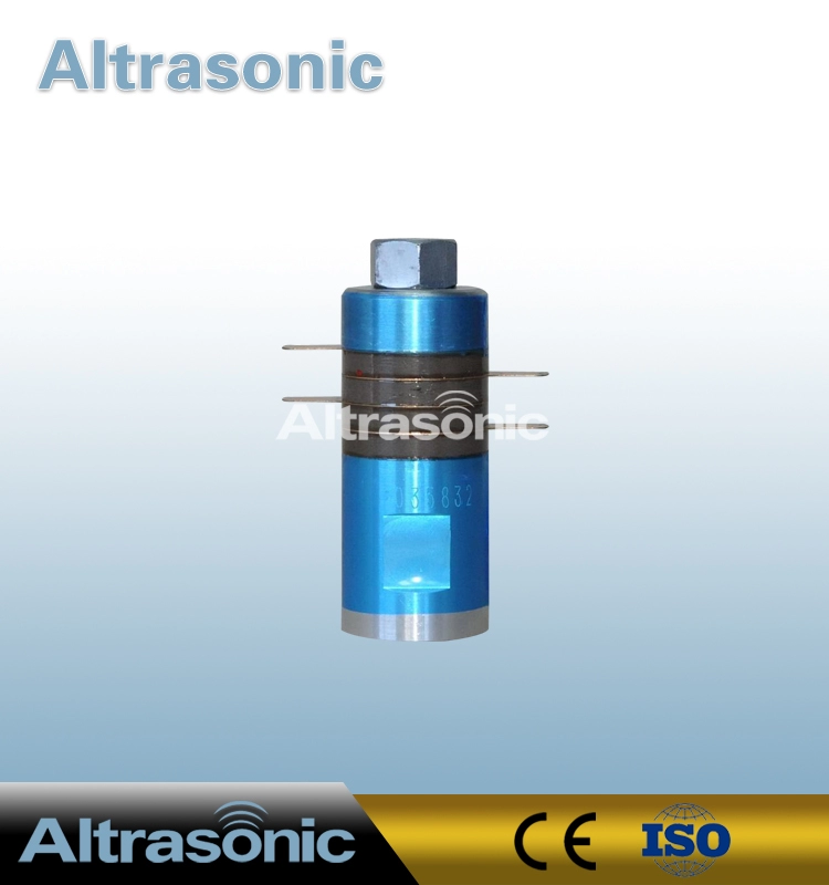 Transducteur ultrasonique 3030-4Z 700W M10 connecté