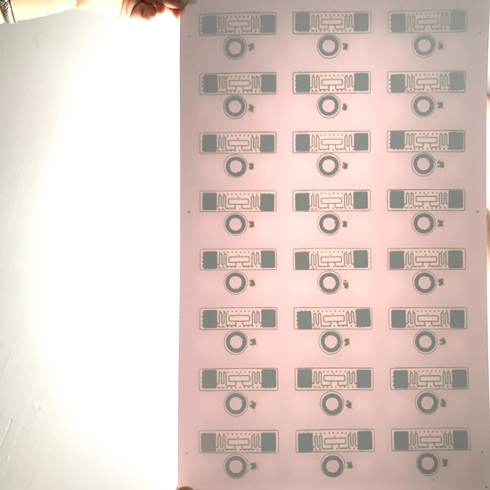 Feuille d'incrustation RFID UHF double fréquence 13,56 MHz