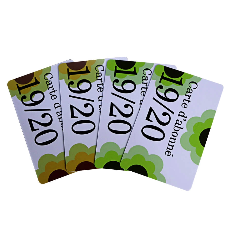 Cartes de promotion de remise de restaurant en PVC brillant imprimables CR80 30Mil