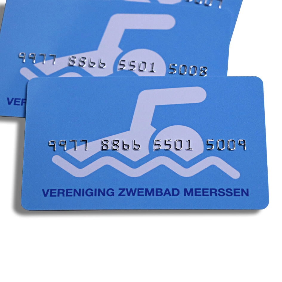 Cartes de fidélité de PVC de 13.56MHz RFID FM08 avec la numérotation de relief