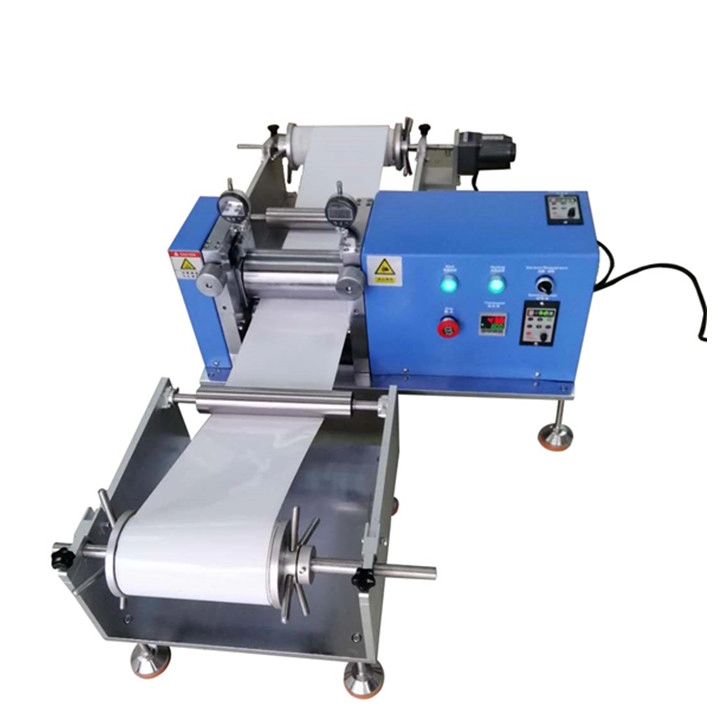 Machine de presse de rouleau de chaleur d'électrode de batterie avec le rouleau pour rouler des dispositifs contrôlés de pression et d'alimentation et d'enroulement