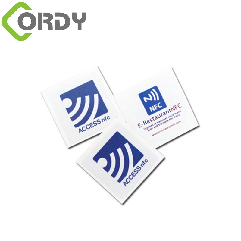 13.56MHz ISO14443A Papier NFC Tag NTAG215 /NTAG216/NTAG213 Étiquette RFID Autocollant