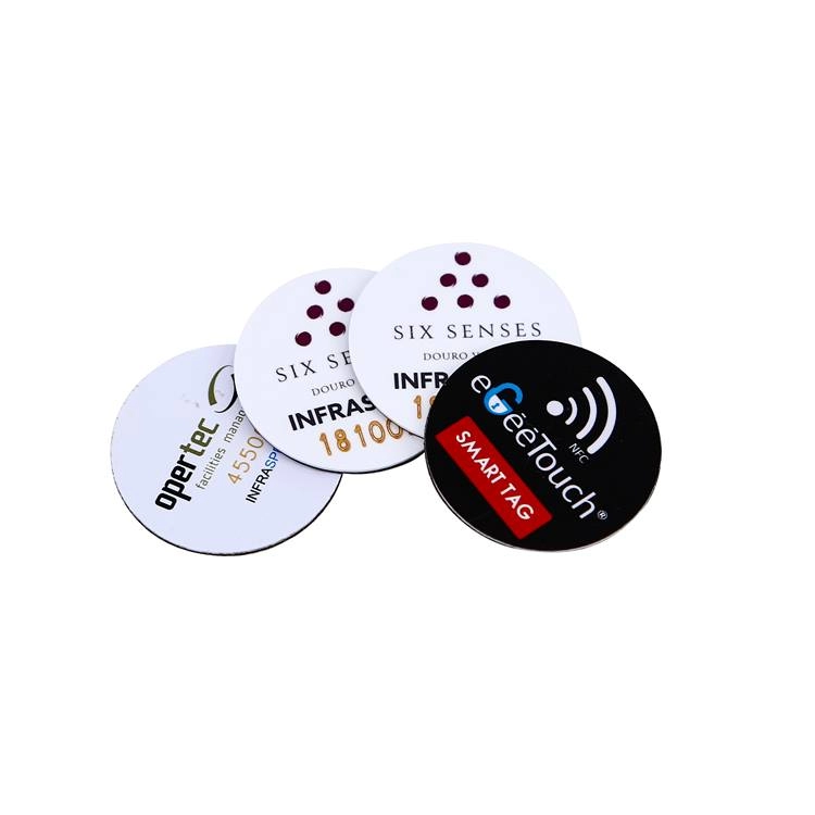 Étiquette de disque de pièce de monnaie en PVC autocollante ultra-légère RFID 13,56 MHz