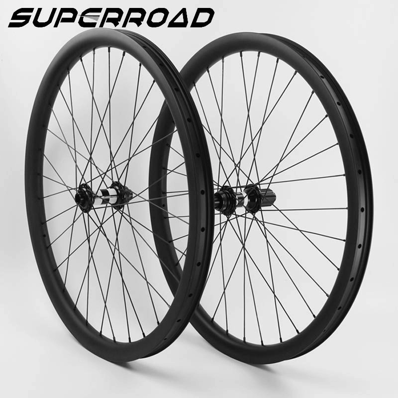 Assez fort Superroad vtt AM T700 650C carbone 35mm de large vélo Tubeless 26er roues avec moyeu Novatec