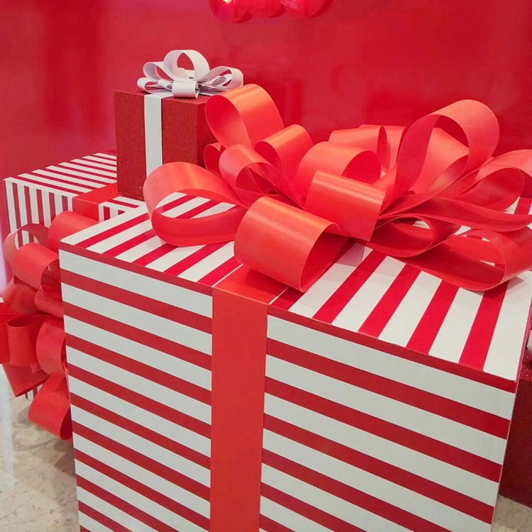 Boîte-cadeau en bois personnalisée pour la décoration de Noël du centre commercial