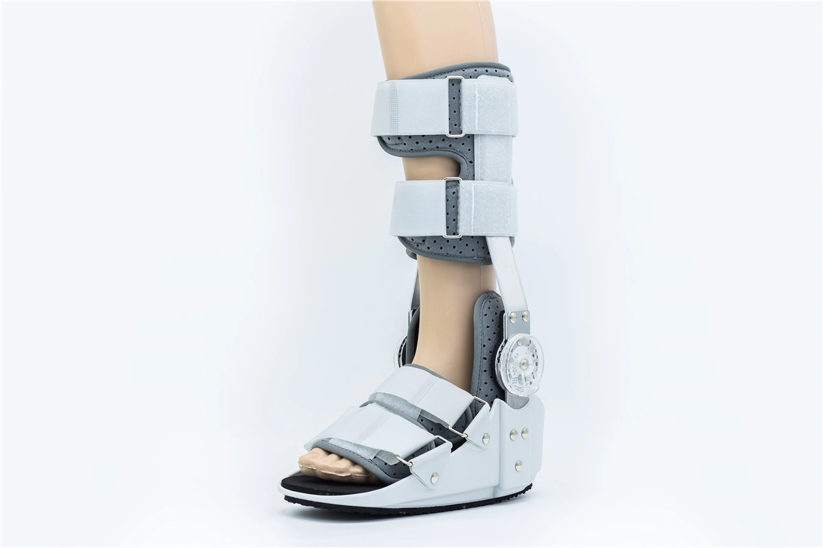 Tall Summer ROM Walker fracture Bretelles de démarrage avec renforts en aluminium et sacs de cheville en gel