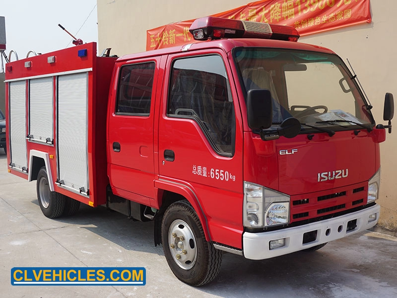 Moteur de pompiers ISUZU 3000 litres avec réservoir d'eau