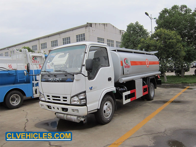 Camion pétrolier ISUZU 600P 5000 litres
