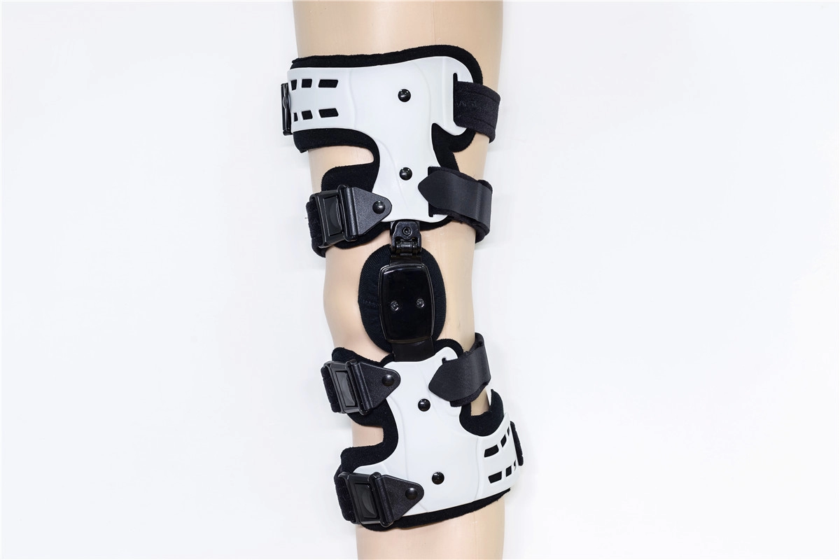 Genouillères OA de déchargement avec support de fracture à charnière pour le remplacement de l'articulation de la jambe et la stabilisation des ligaments