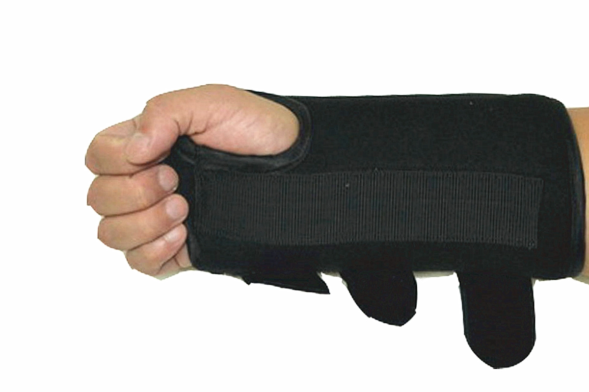 Orthèse de poignet du canal carpien de compression Attelles réglables Sommeil confortable pour le soulagement des mains