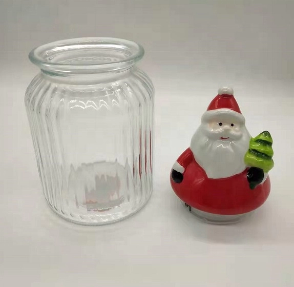 Bocal en verre avec couvercle en céramique en forme de Père Noël