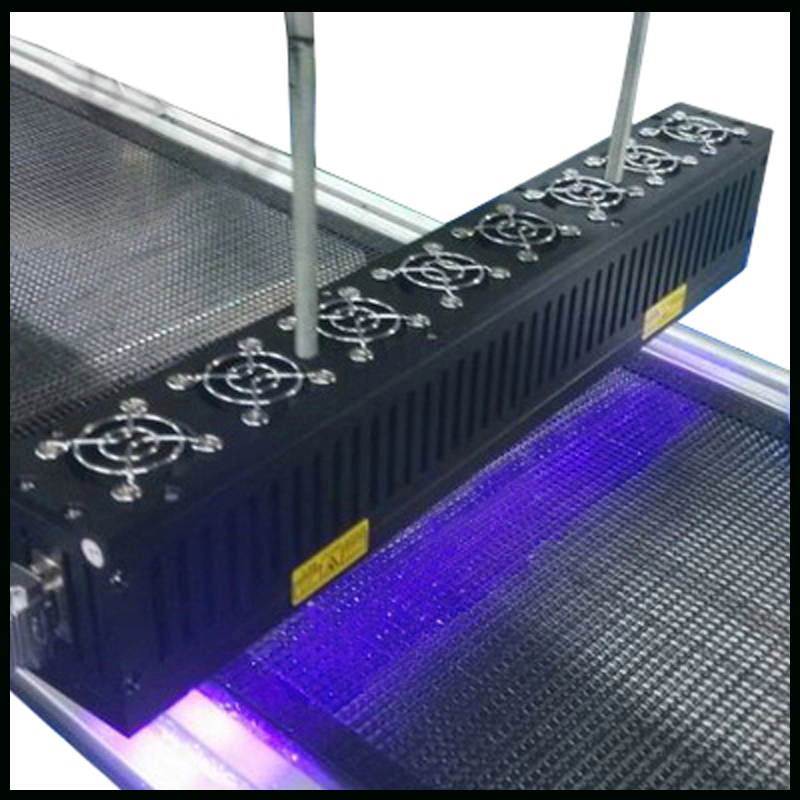 Machine de dessiccateur UV de bureau de machine de séchage UV adaptée aux besoins du client pour le séchage UV