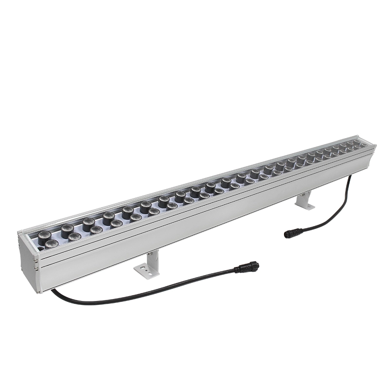 Lèche mur LED 48x1W IP65 avec contrôleur DMX