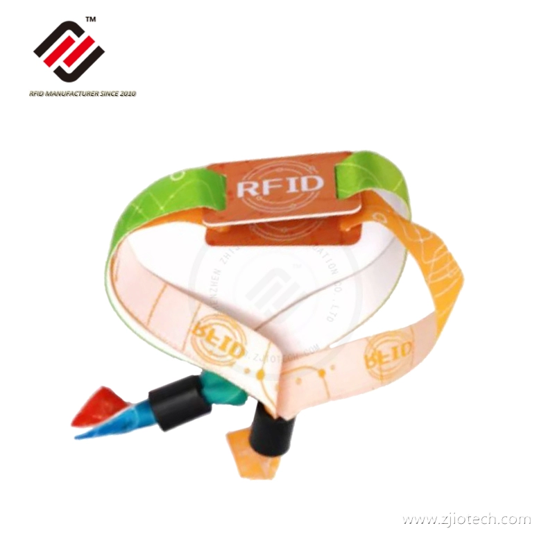 Impression personnalisée de bracelets en tissu tissé pour événement NFC