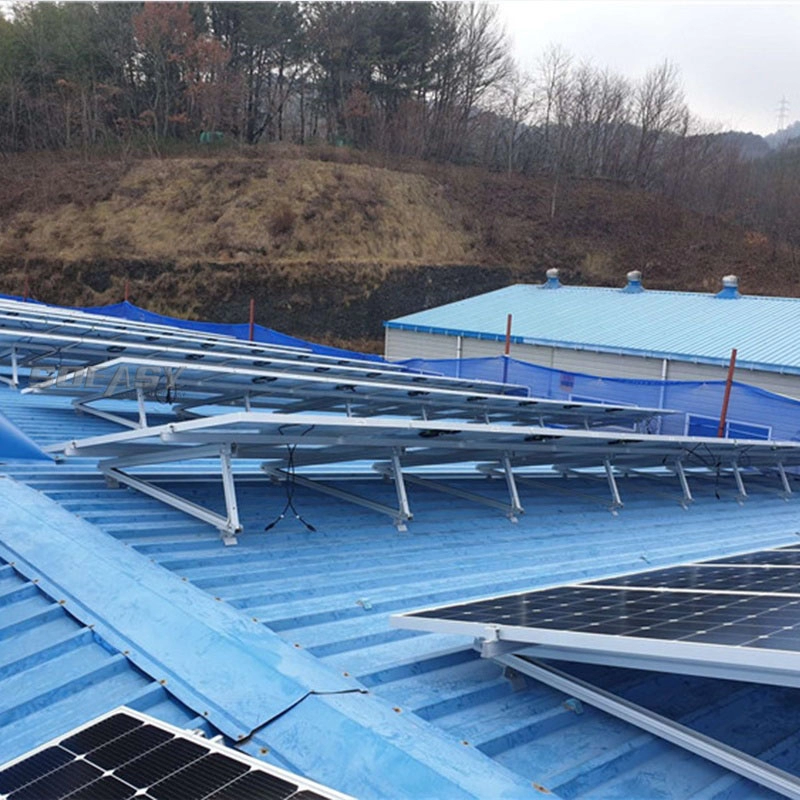 Montage sur le toit de l'énergie solaire de la structure PV pour la maison