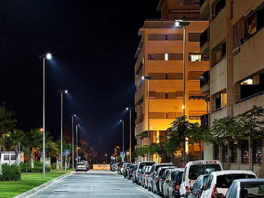 Lampadaire solaire LED pour rue