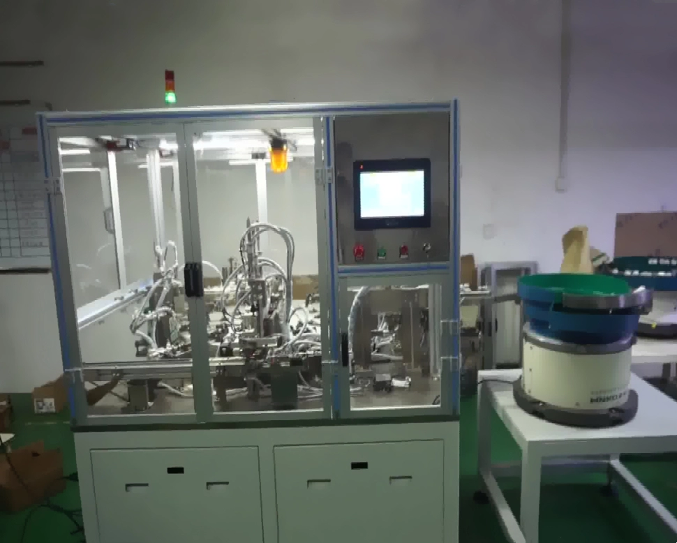 Fournisseur de machine d'assemblage de goupille fendue en Chine