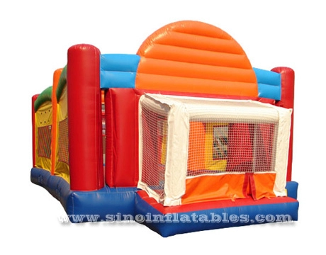4in1 multi-usage grande maison de rebond terrain de basket gonflable utilisé pour les enfants N arène de réunion sportive pour enfants