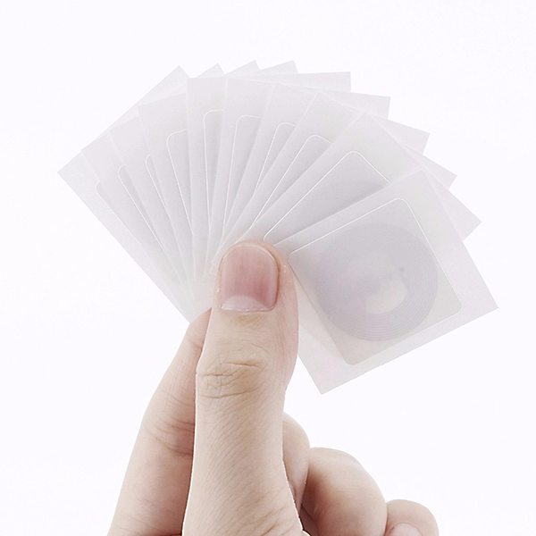 Autocollants de carte RFID 13.56mhz, étiquettes NFC, autocollant rfid pour carte d'accès