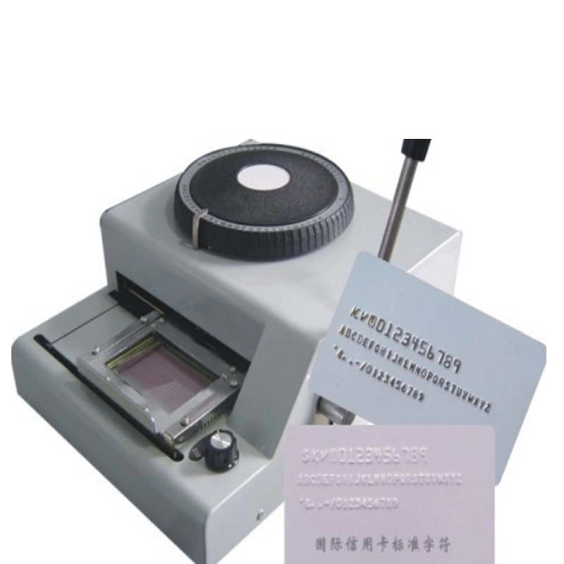 Machine manuelle de gravure en relief de carte de crédit en PVC à 68 caractères